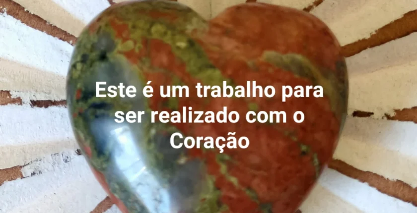 Instrumento sagrado de oração e co-criação com a frequência 144, alinhando o usuário à matriz de 12 dimensões.