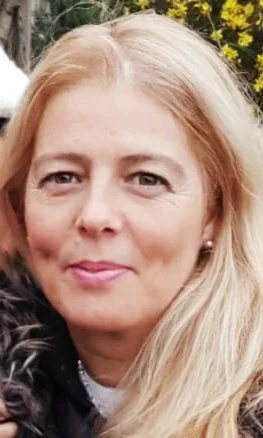 Mensagem de desejo de força, fé e amor para quem precisa de apoio e luz.