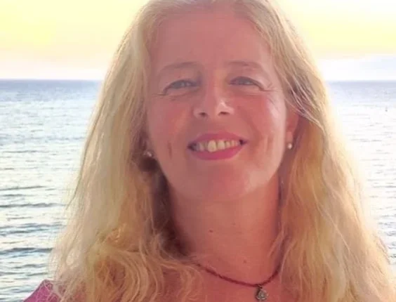 Reflexão sobre o nosso papel na Transição Planetária, a nossa ligação comAnjos e Mestres Ascensos, e a importância da Consciência Unificada.