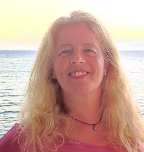 Reflexão sobre o nosso papel na Transição Planetária, a nossa ligação comAnjos e Mestres Ascensos, e a importância da Consciência Unificada.