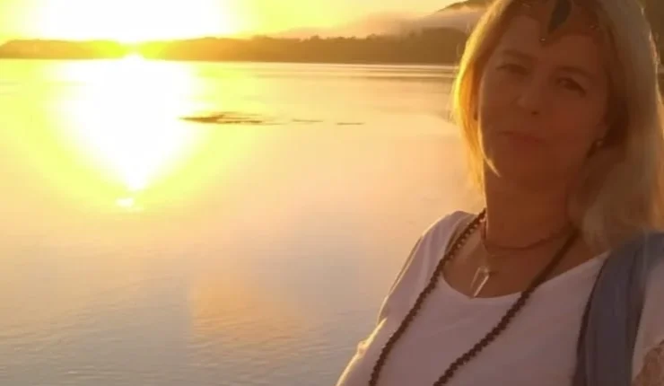 Reflexão sobre os paradoxos espirituais e como eles nos revelam os milagres diários.