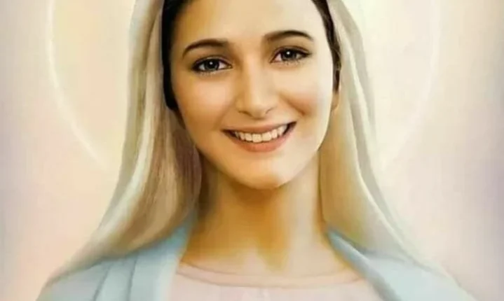 Um curso especial de Reiki Mariel, marcado pela energia amorosa de Mãe Maria e pela celebração de 13 de Maio.