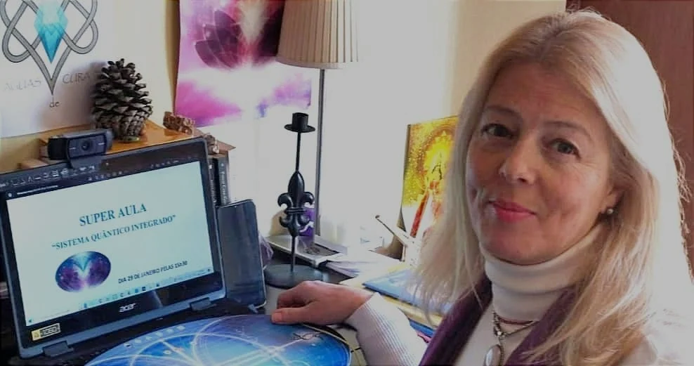 Imagem da SUPER AULA do "SISTEMA QUÂNTICO INTEGRADO®", destacando os avançados e evoluídos conhecimentos transmitidos aos participantes.