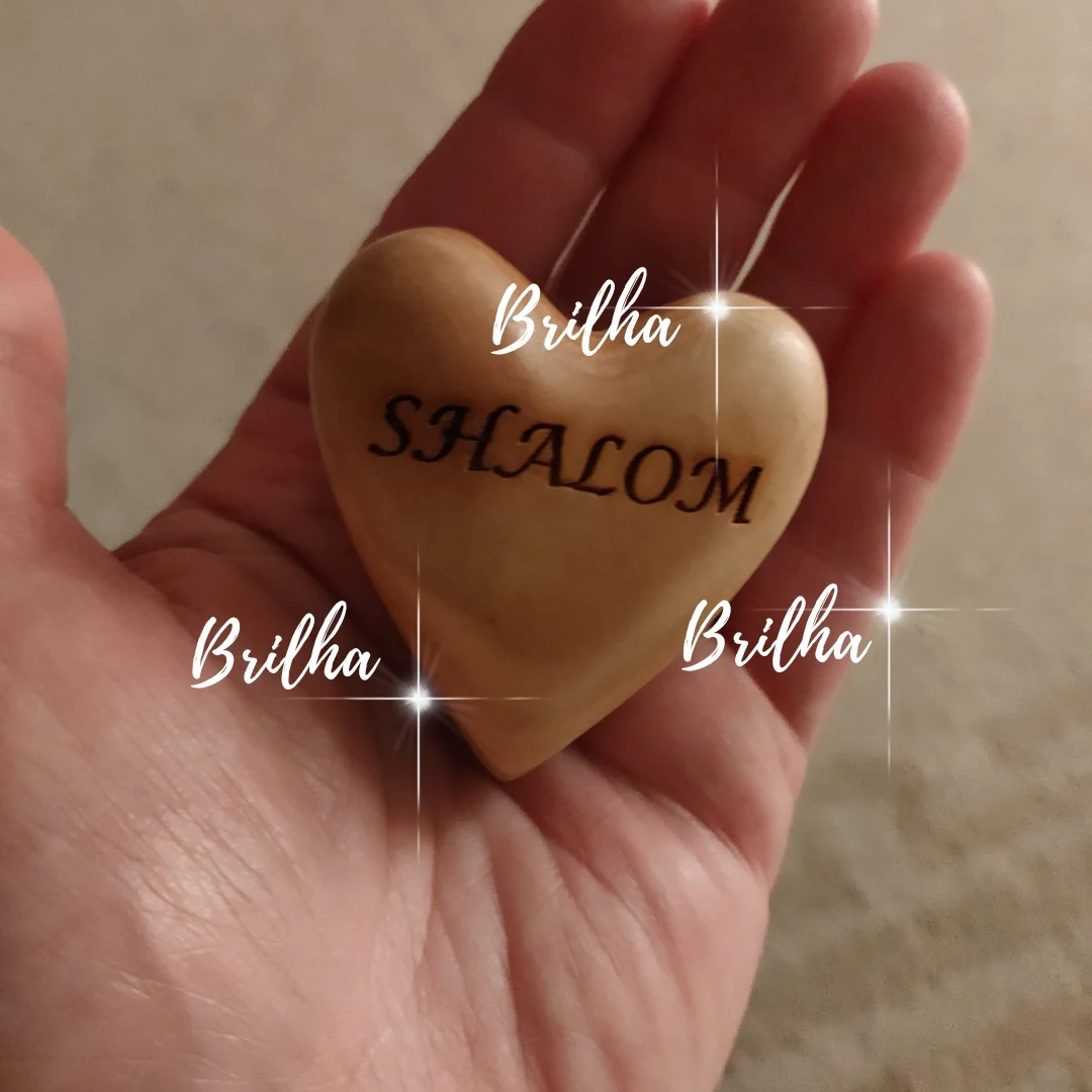 A importância de irradiar Amor e Paz para transformar o mundo em tempos de guerra e sofrimento.