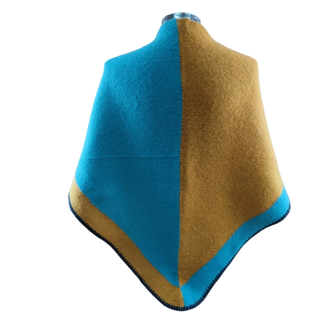 Xaile de Meditação triangular, confortável e elegante para relaxamento.