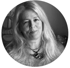 O caminho espiritual é um processo contínuo de libertação e crescimento, sem fim, mas com constante evolução.