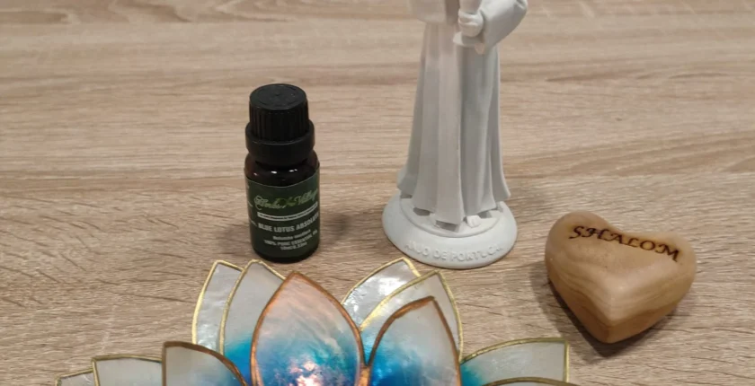 Homenagem ao Anjo de Portugal e à Chama de Brigid, destacando a união sagrada entre os Corações de Jesus e Maria.