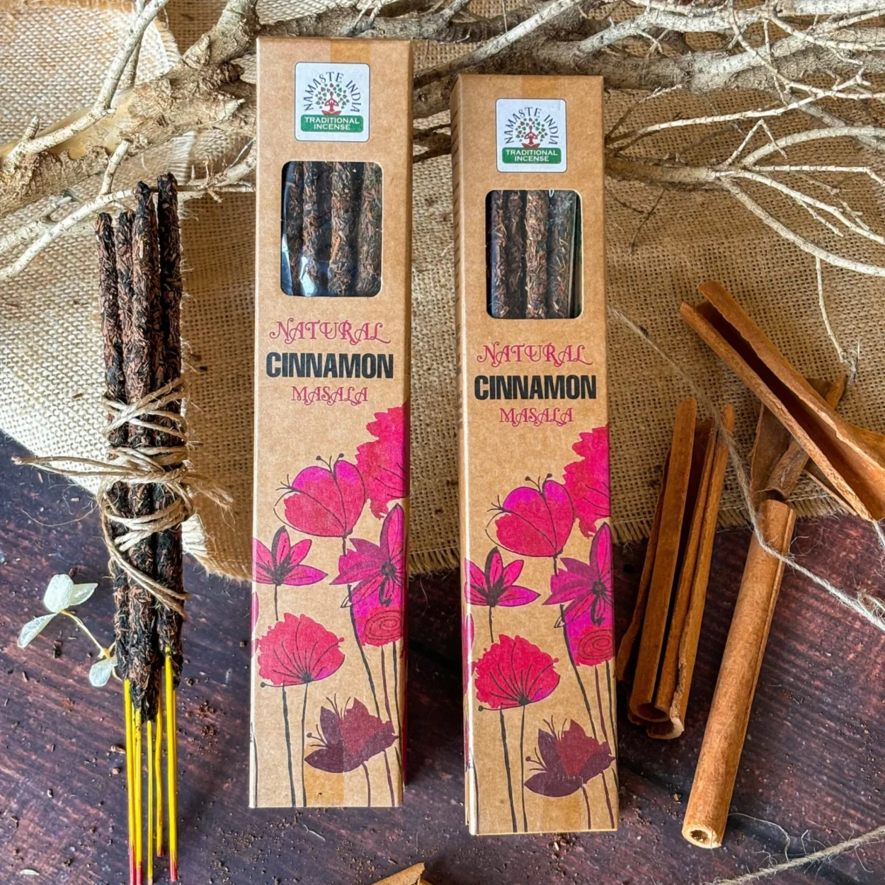 Incenso natural de Sândalo e Canela, feito à mão e ecológico.