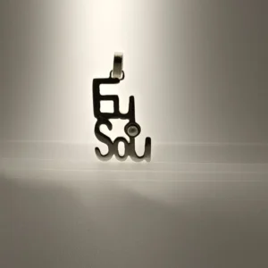 Pendente EU SOU em prata 925 com pérola natural, símbolo de conexão espiritual e expansão da consciência. 3